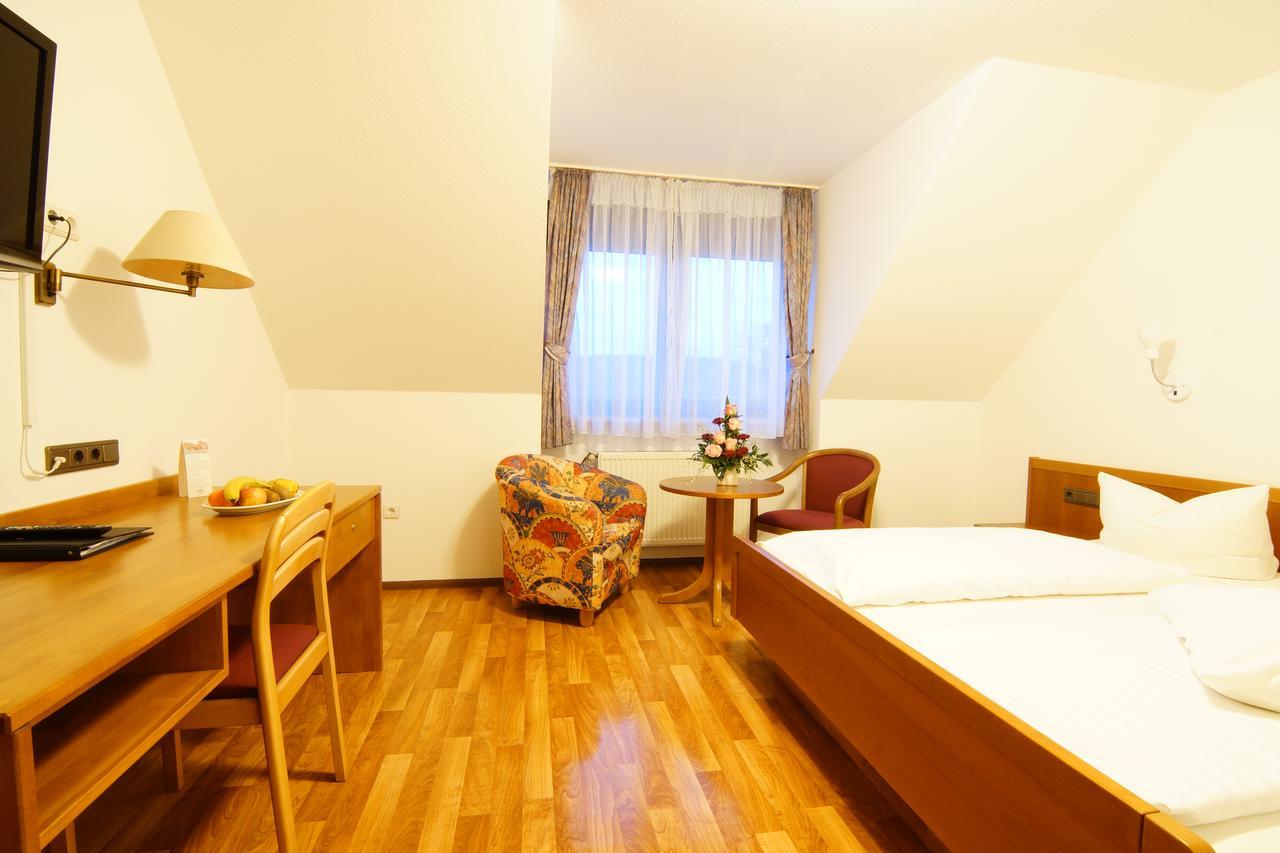 Hotel Spitzenpfeil Michelau in Oberfranken 외부 사진