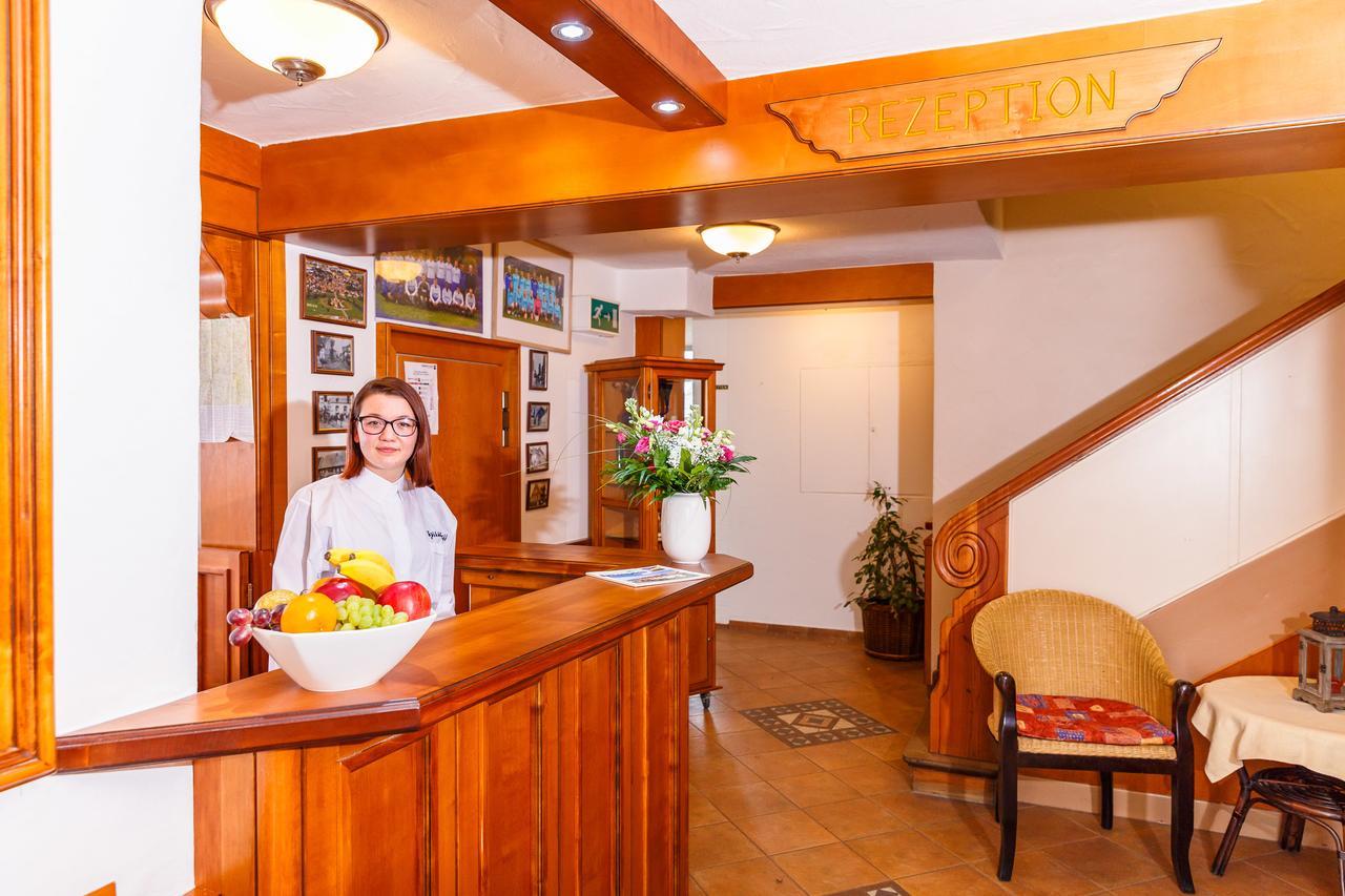 Hotel Spitzenpfeil Michelau in Oberfranken 외부 사진